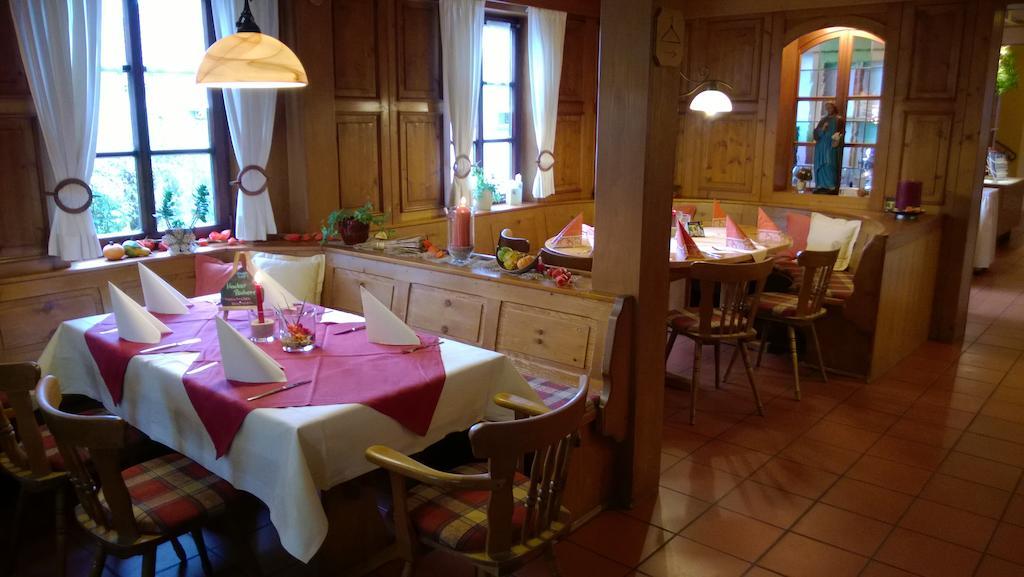 Landhotel Vierjahreszeiten Bad Königshofen im Grabfeld Eksteriør bilde