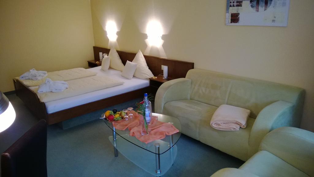 Landhotel Vierjahreszeiten Bad Königshofen im Grabfeld Rom bilde